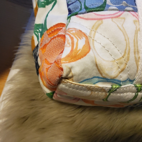 Authentic Coach Patchwork Hampton 10454 VGUC - Picture 6 of 16